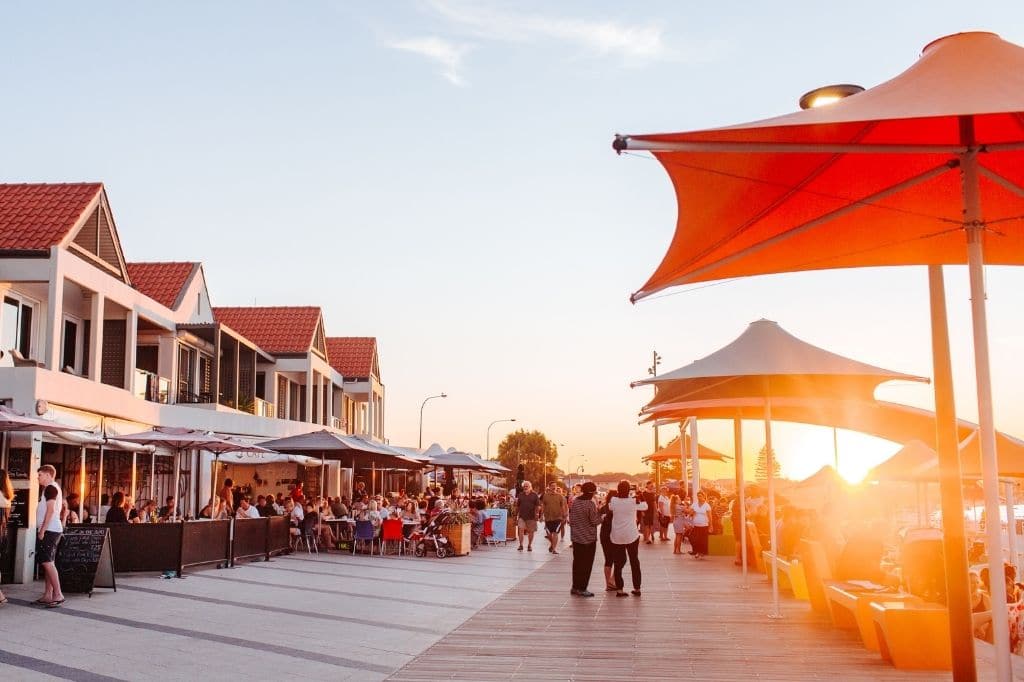 Rockingham beachfront restaurants